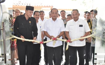 TELAN APBD RP. 5,8 MILIAR, BUPATI RESMIKAN PENGGUNAAN GEDUNG DISPARPORA KABUPATEN KARANGANYAR