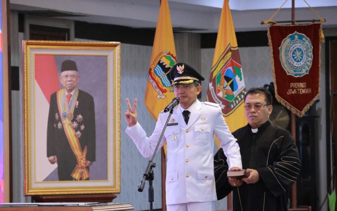 SEKDA KARANGANYAR TIMOTIUS SURYADI DILANTIK MENJADI PJ BUPATI KARANGANYAR